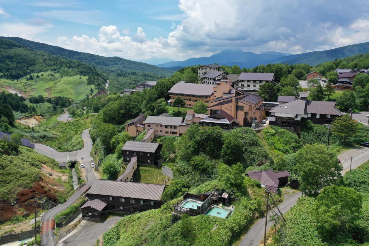 Manza Onsen Nisshinkan Tsumagoi Esterno foto