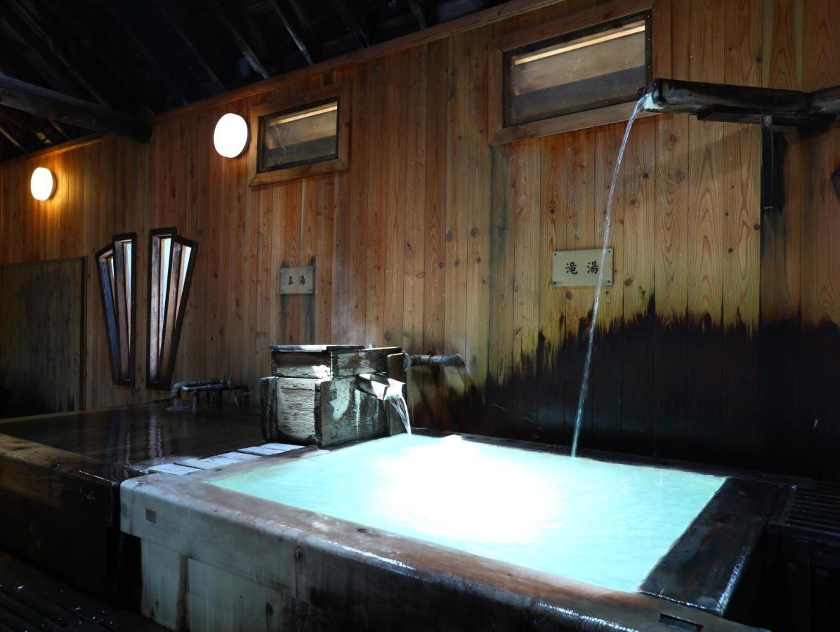 Manza Onsen Nisshinkan Tsumagoi Esterno foto